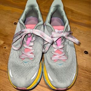 Hoka Clifton’s free people edition